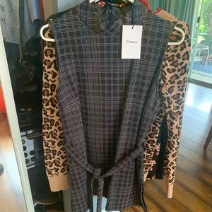 Theory NWT Navy Mock Neck Tunic